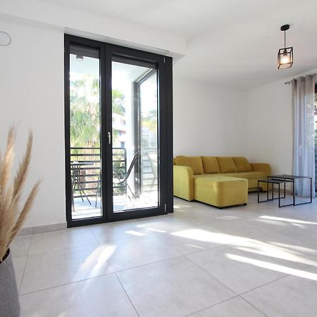 Apartments Katarina 罗维尼 外观 照片